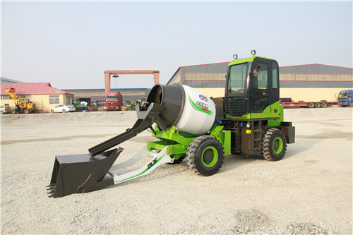 <b>自上料混凝土攪拌罐車出現漏油現象怎么解決？</b>