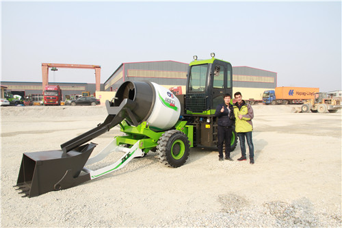 <b>自動上料混凝土攪拌車操作熄火的問題怎么解決？</b>