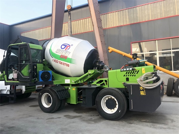 <b>自動上料攪拌車零件磨損怎么辦？</b>