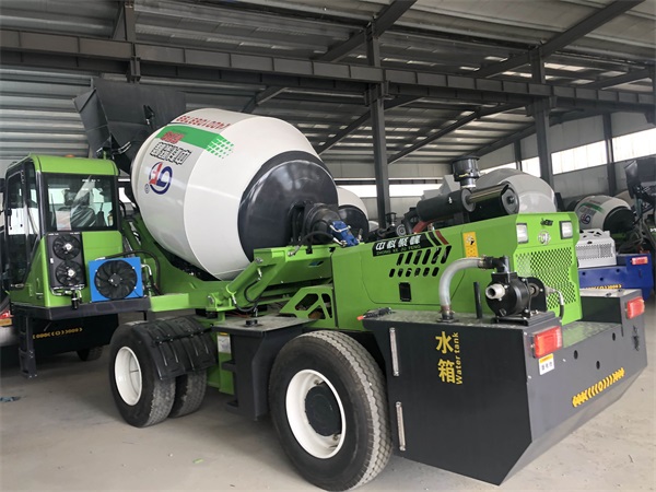 <b>如何使用混凝土自動上料攪拌車節省燃油消耗</b>