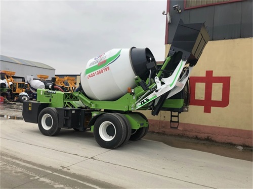 <b>自上料攪拌機與強制式攪拌機不同在于哪里</b>