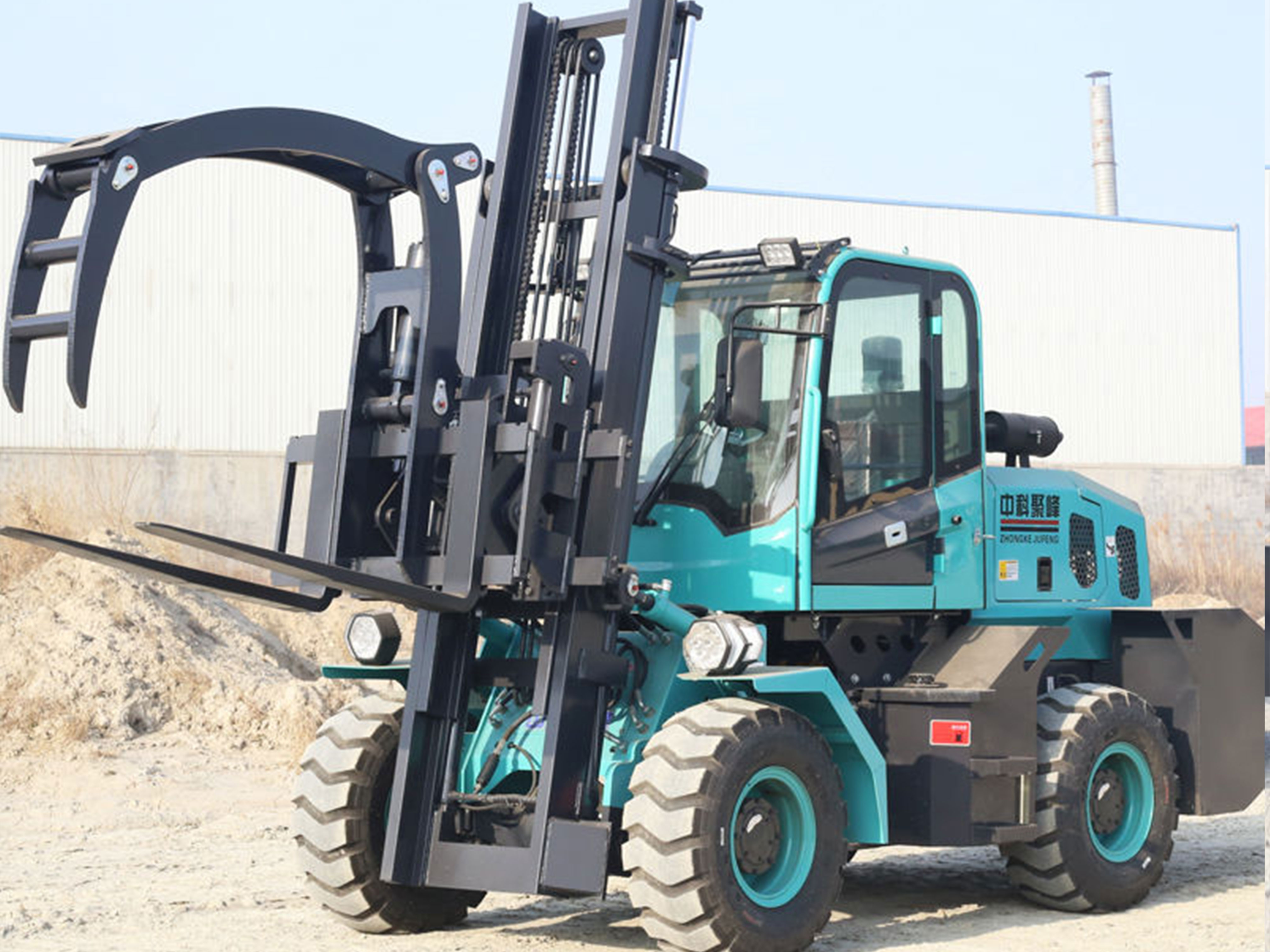 四驅(qū)越野叉車C版