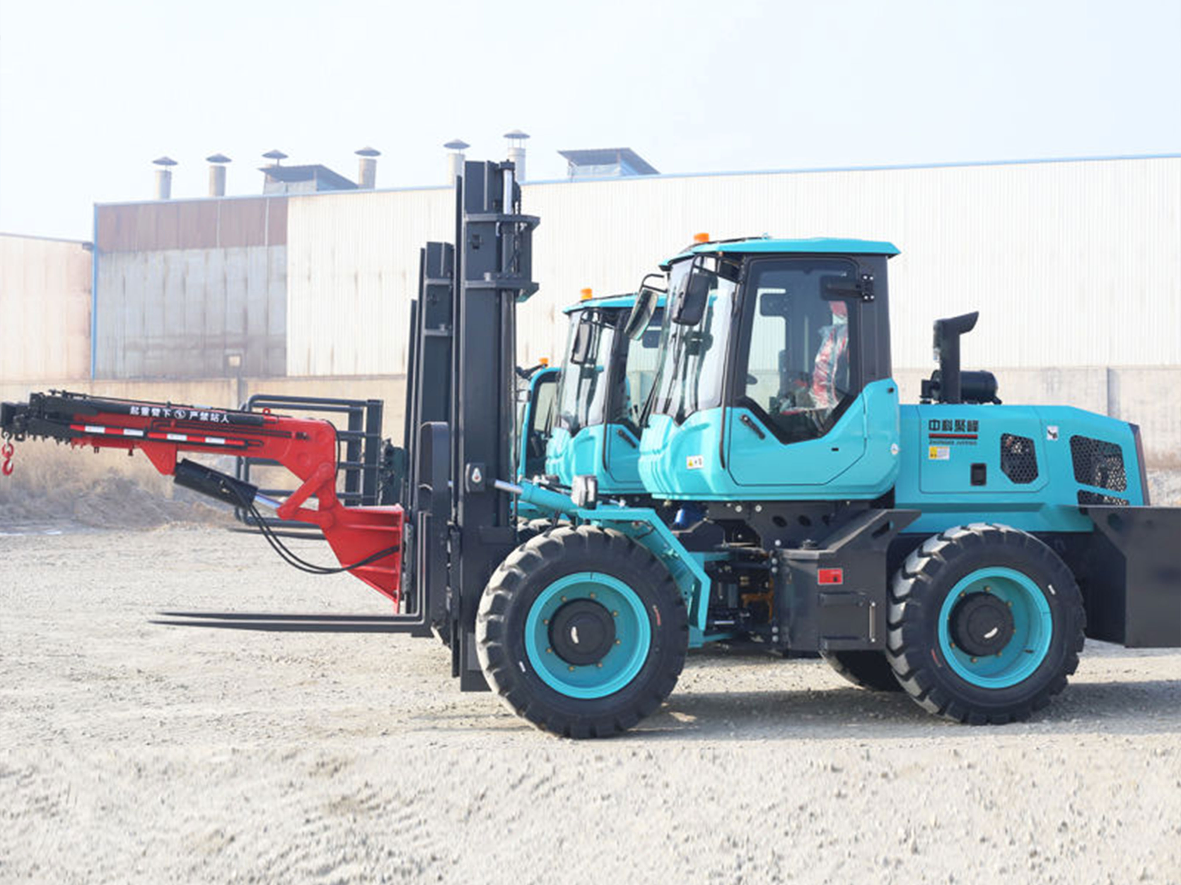 四驅(qū)越野叉車B版